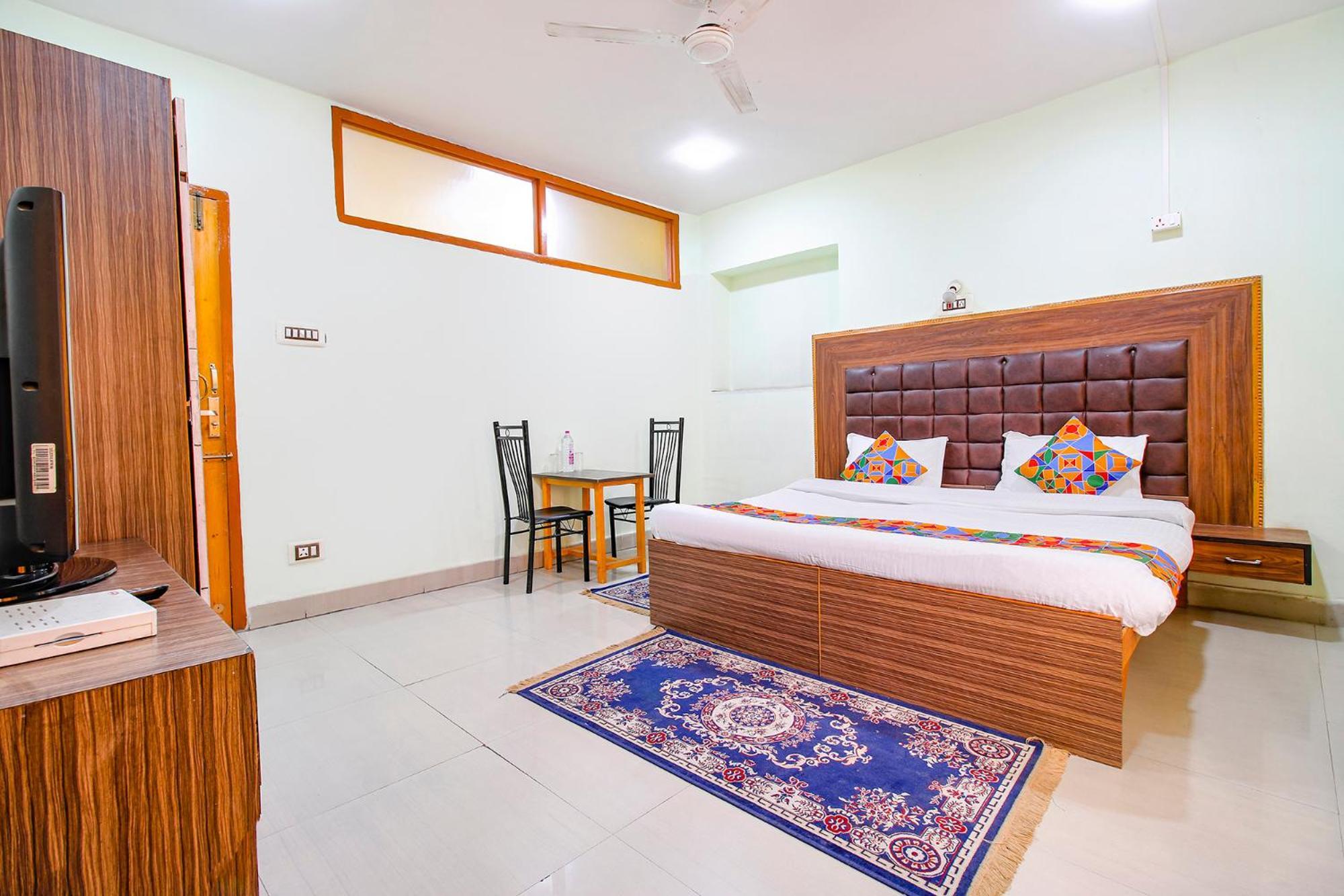 Fabhotel Grand Comforts Haidarpur ภายนอก รูปภาพ