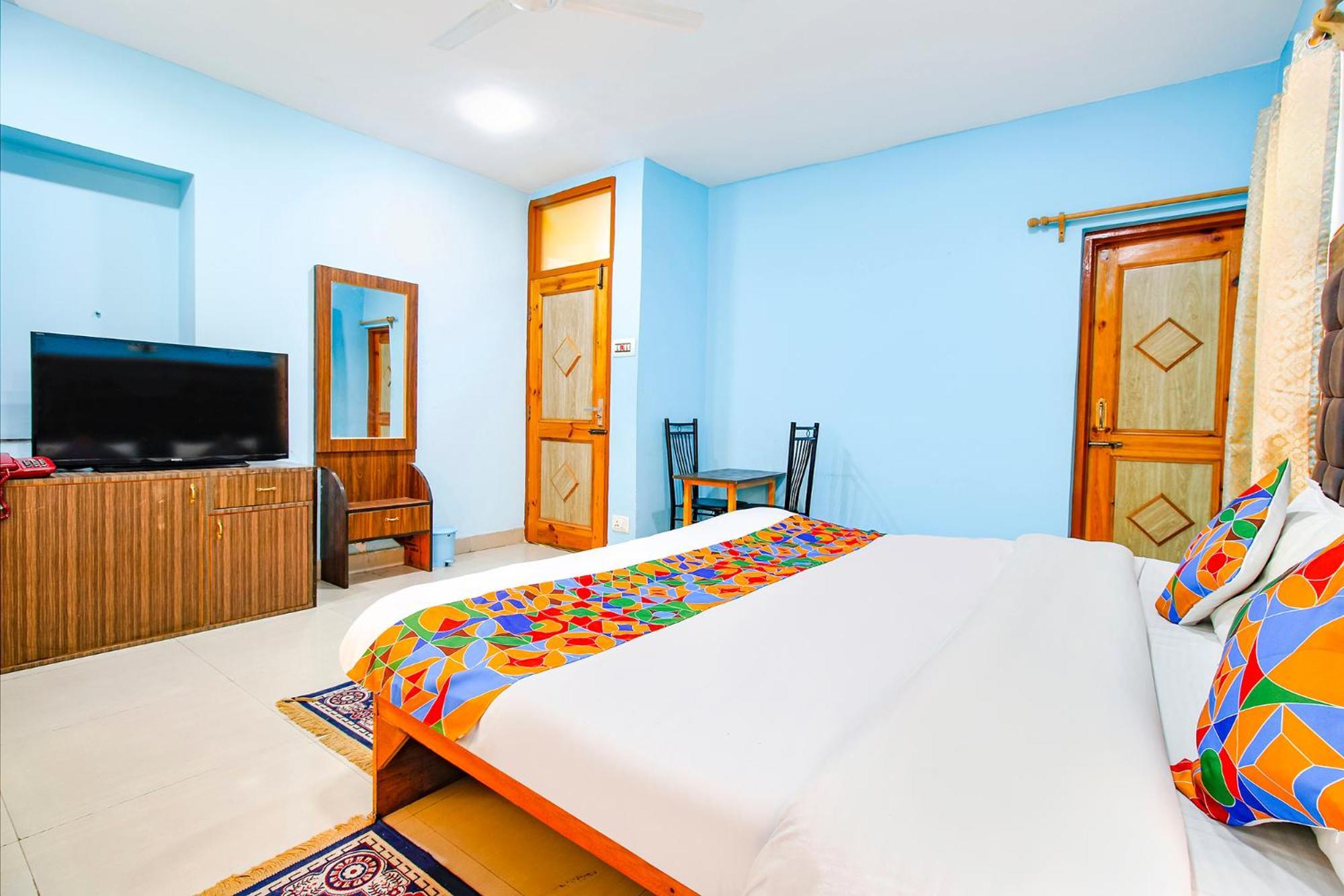 Fabhotel Grand Comforts Haidarpur ภายนอก รูปภาพ