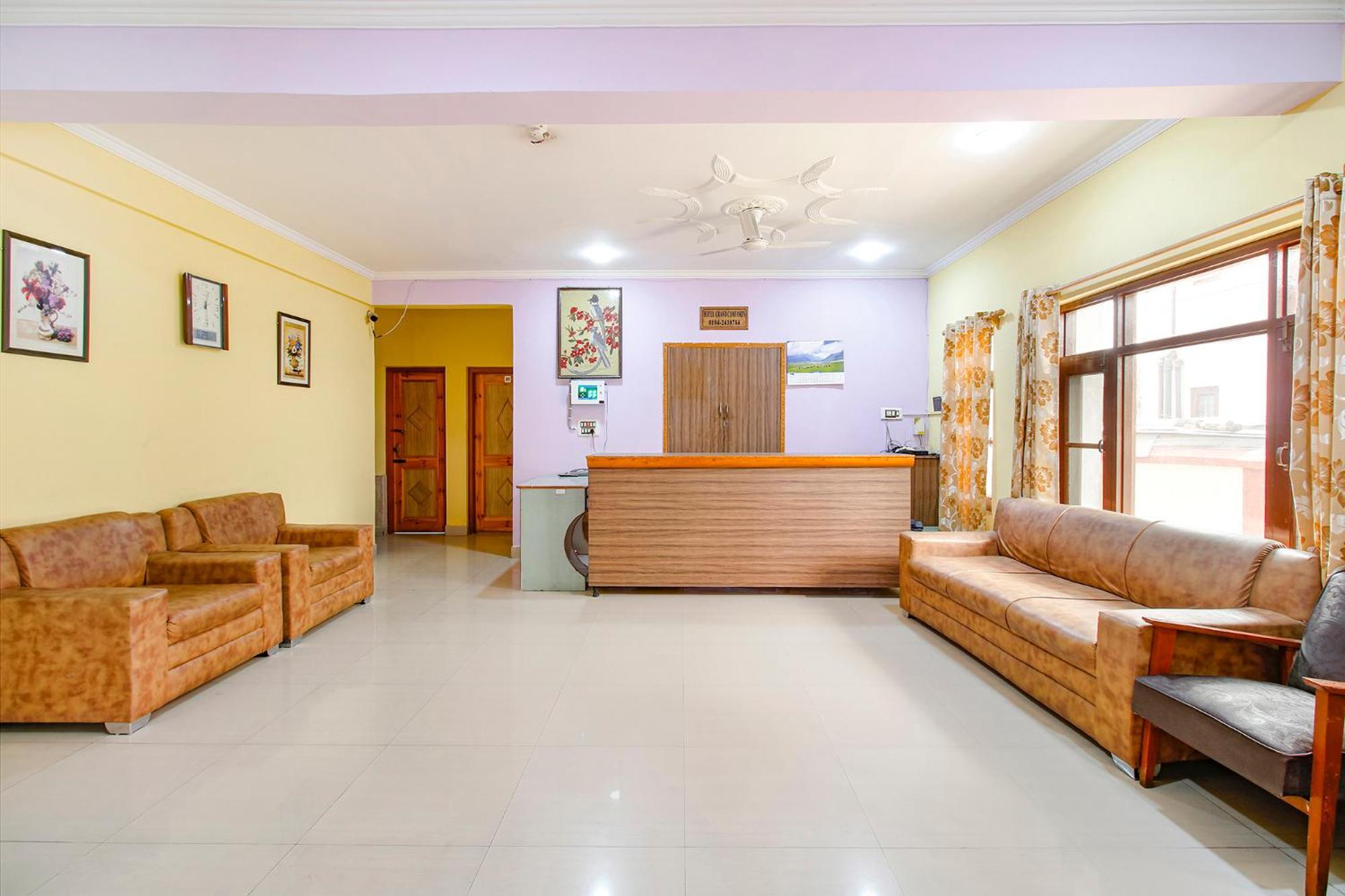 Fabhotel Grand Comforts Haidarpur ภายนอก รูปภาพ