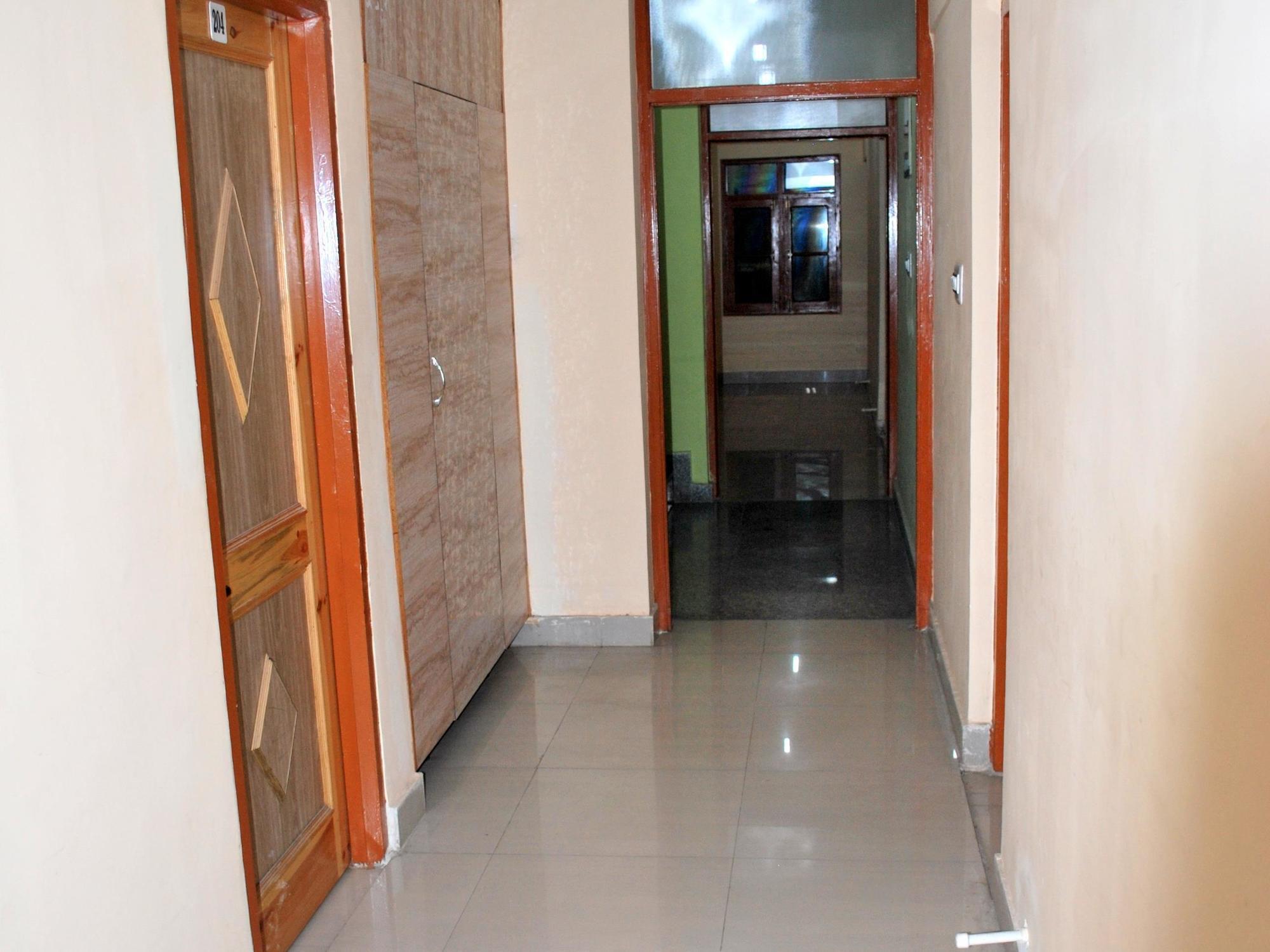 Fabhotel Grand Comforts Haidarpur ภายนอก รูปภาพ